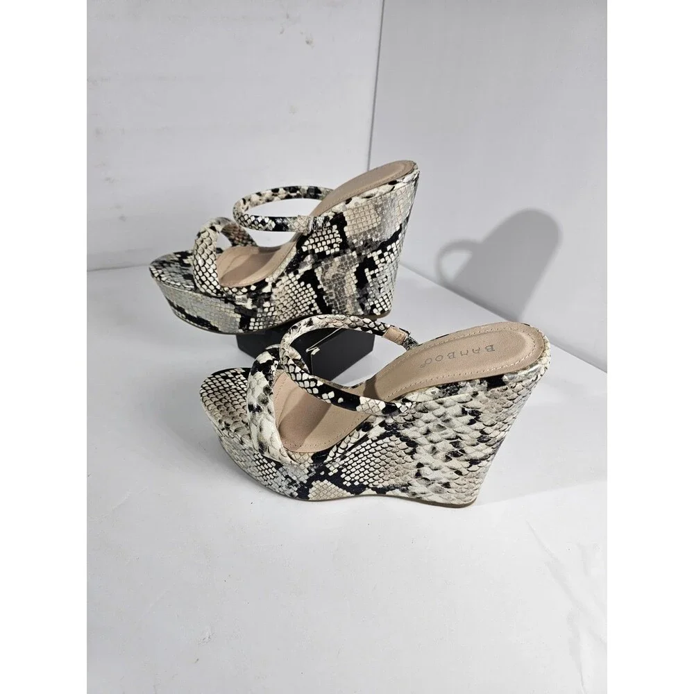 BAMBO Women Wedge Sandals Silver Snake Size 7.5 - Picture 2 of 7